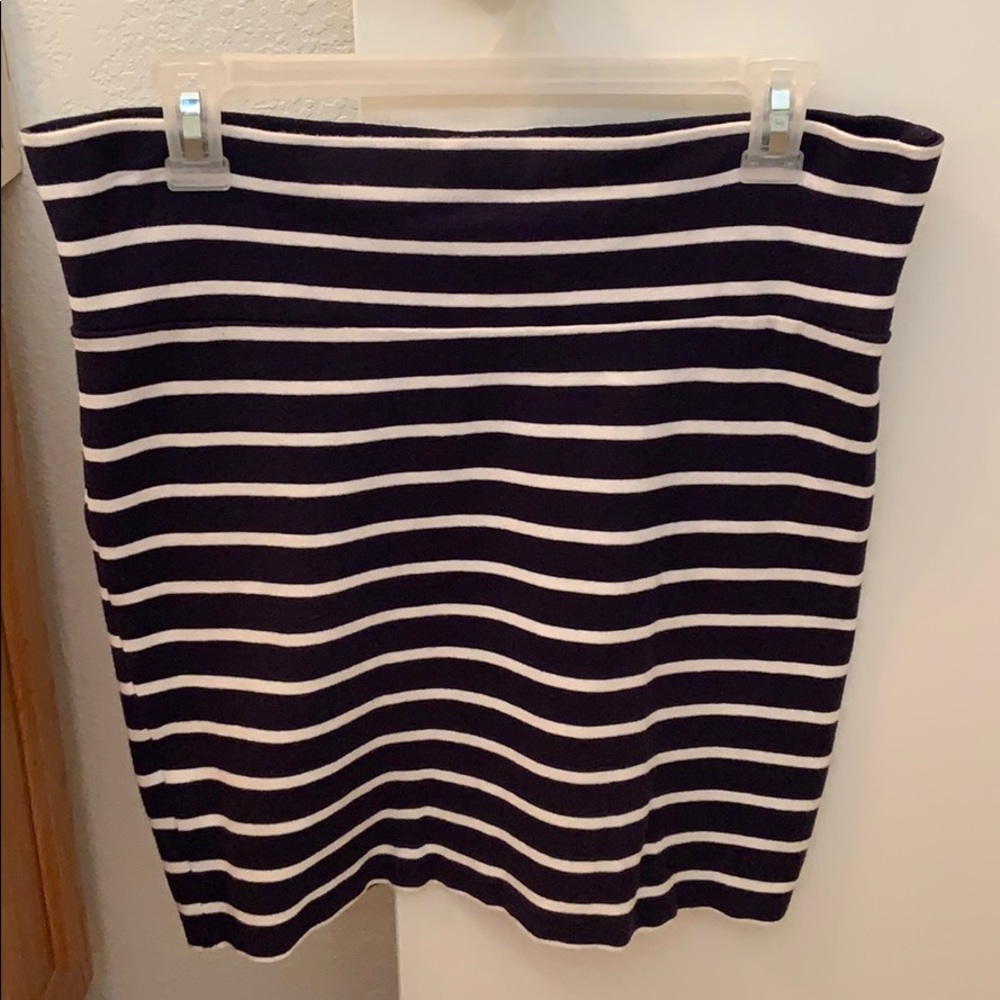 Forever 21 Navy blue and white striped mini skirt
